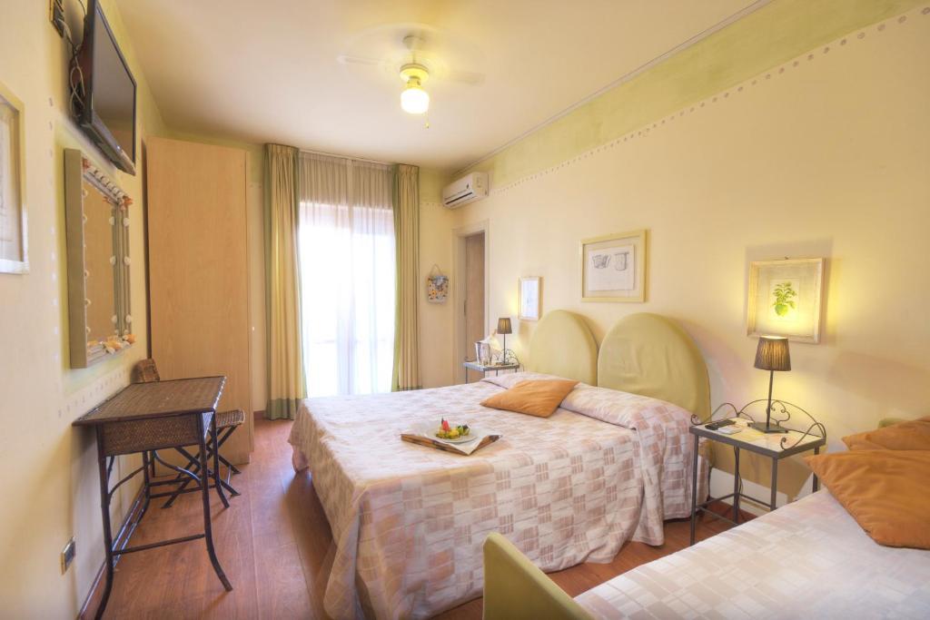 Hotel Marconi San Benedetto del Tronto Ruang foto